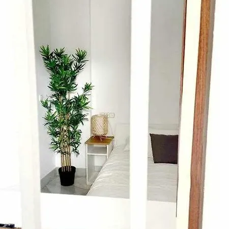 Apartament Tranquilo En Barrio Bohemio Sewilla
